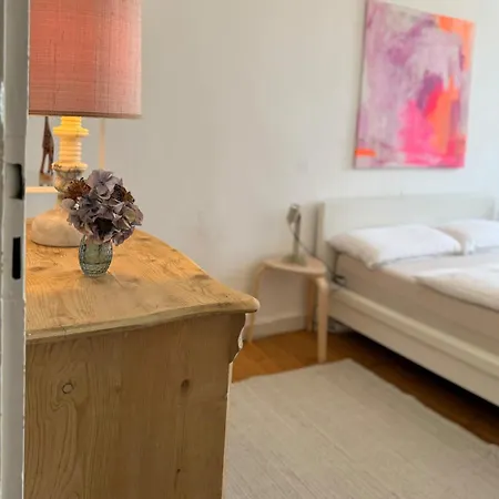 Cozy In Centre Apartment *